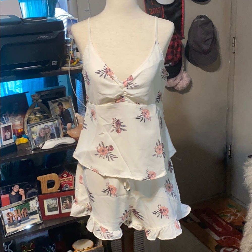 White floral Tank top & bottom set by Honey Punch